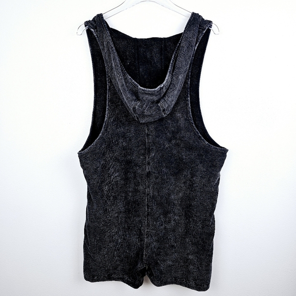 Mona B Black Sleeveless Hooded Romper Shorts - Picture 2 of 8
